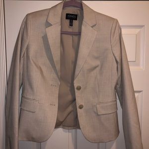 Cream  woman’s blazer